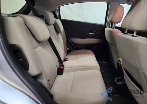 2021 Honda Hr-V Lx z USA, uszkodzony, nr VIN 3CZRU6H37MM739716